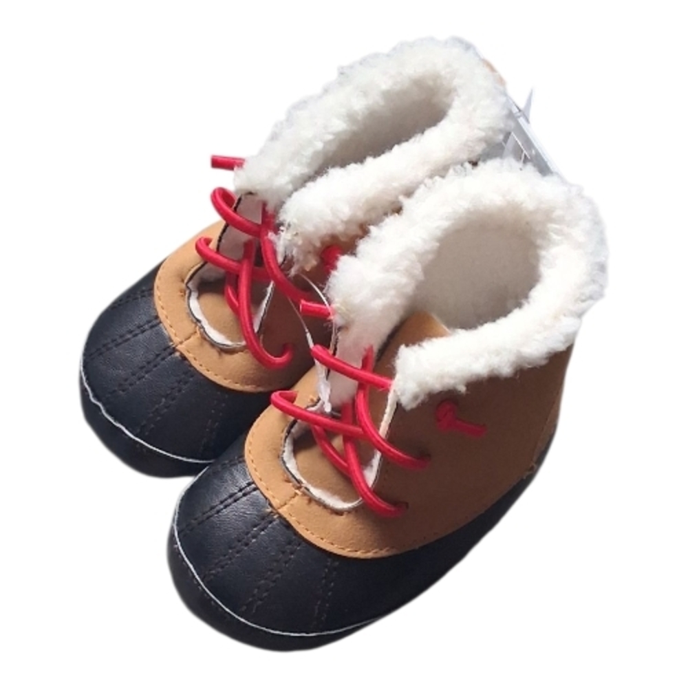 Carter's Tan and Black Baby Infant Sherpa Winter Boots W/ Red Laces Size 3 6-9m